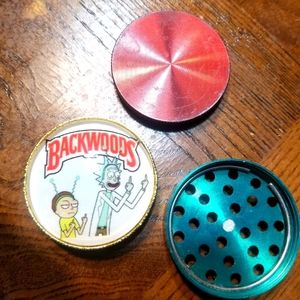 Backwoods spice/herb/tobacco 3 part grinder